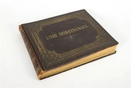 Album photo "Liebe Erinnerungen" avec photos anciennes de Russie