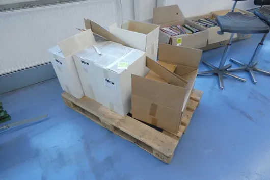Posten Verpackungsmaterial, mit Palette