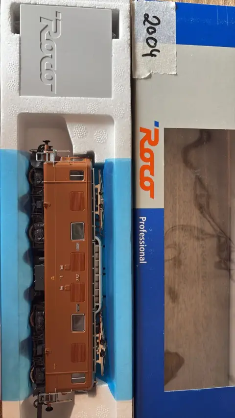 Locomotive électrique (Roco)