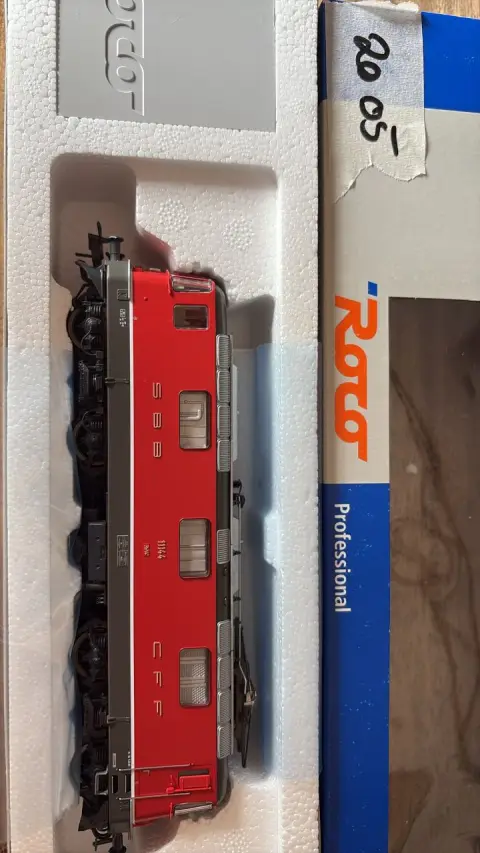 Locomotive électrique (Roco)