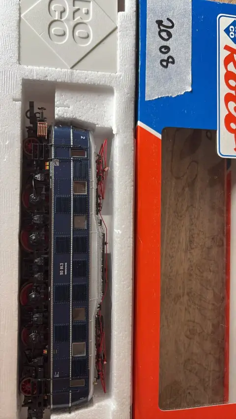 Locomotive électrique (Roco)