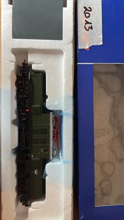 Locomotive électrique (Roco)