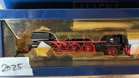 Locomotive à vapeur (Liliput)