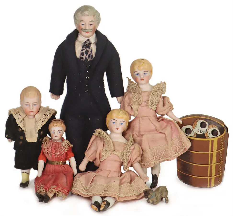Lot, poupées de maison de poupée