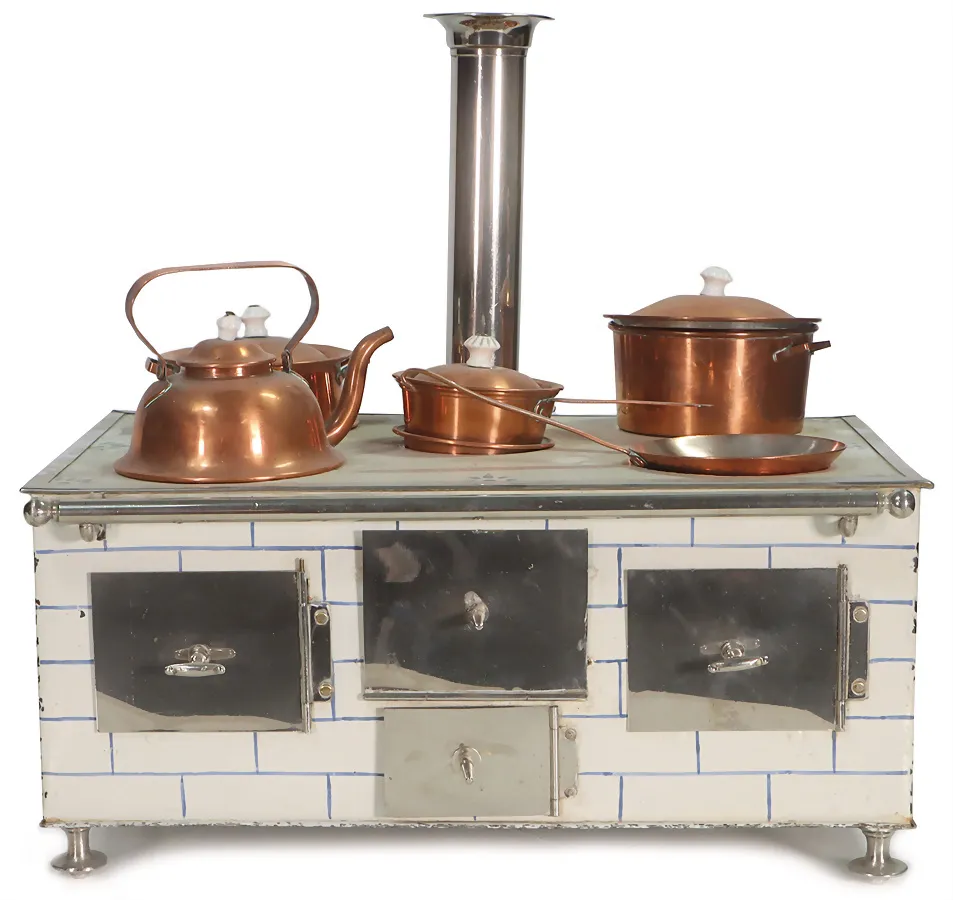 Cuisinière de maison de poupée exceptionnelle