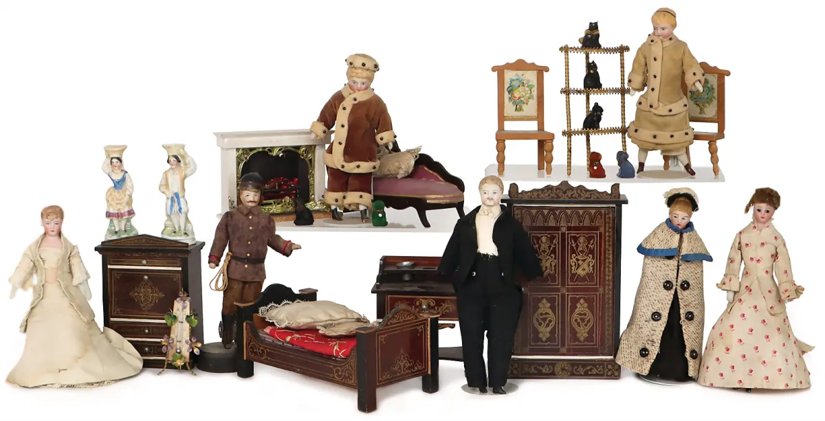 Sada nábytku do domečku pro panenky Biedermeier