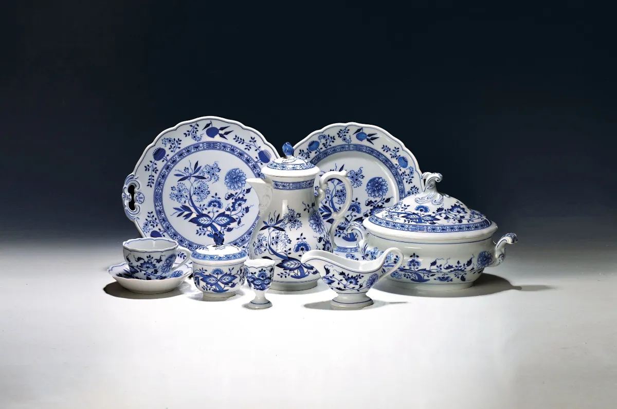 Important service à café et à dîner, Hutschenreuther, 20e s., porcelaine