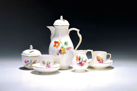 Service à moka avec fleurs et insectes, KPM, Berlin, 1960-90, porcelaine