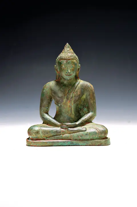 Bouddha assis, Sri Lanka, 15e-17e siècle, Shakyamuni en posture méditative,