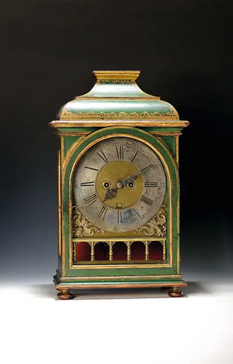 Barokklok, Johann Conrad Heise, Kassel, omstreeks 1770, groen geschilderde houten kast,