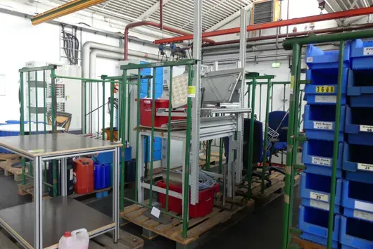 Konvolut Industriebedarf/Diverses, mit Lagerrunge