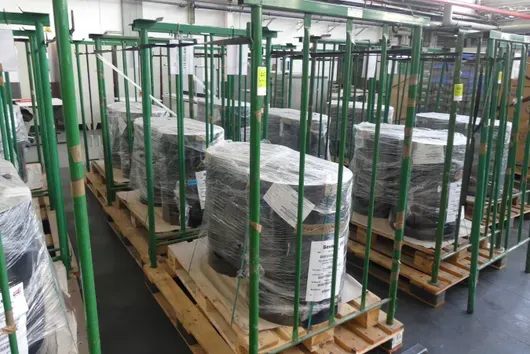 Konvolut PS Folien, Format 710 mm, 2300 my, mit 2x Lagerrunge