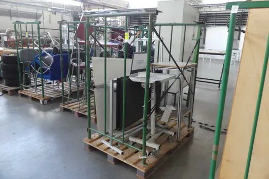 Konvolut Industriebedarf/Diverses, mit Lagerrunge