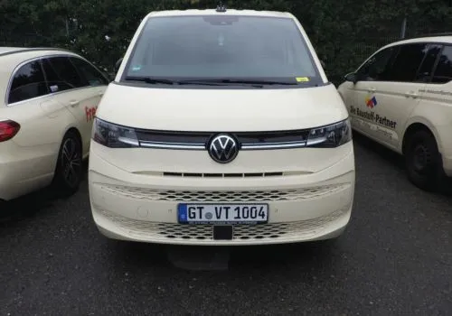 1 VW Multivan, immatriculation : GT-VT 1004, 1re immat. : 03.03.2023, n° de châssis : WV2ZZZ7STPH006987, 225 526 km, 1968 cm³, 110 kW, diesel, 6603/CQJ