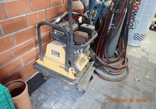 1 vibrating plate Lumag, type RP-1100 PRO