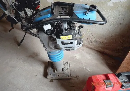 1 vibratory rammer Weber SRV590, year 2020, rated power 2.6 KW, 62 kg, with Honda engine GX120