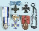 Onderscheidingen en insignes, 5 stuks – o.a. Prinsregent Luitpold-medaille aan lint, EK 2, ereteken van de krijgersvereniging voor 25 jaar lidmaatschap, plus 1 horlogeketting, Keizerrijk/WOI