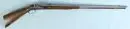 Fusil à percussion – crosse en noyer, platine en fer, garnitures en laiton ciselées et décorées, canon en acier rond, L= 128 cm, fin 18e s.