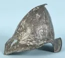 Spitzhelm - Cabasset – Eisen, H= 25 cm, Spanien, wohl 17. Jh., löchrig und beschädigt;