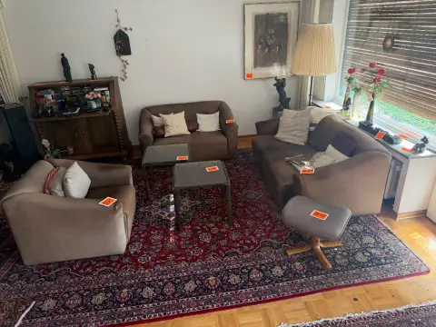 Fauteuil + 2 canapés + 1 pouf