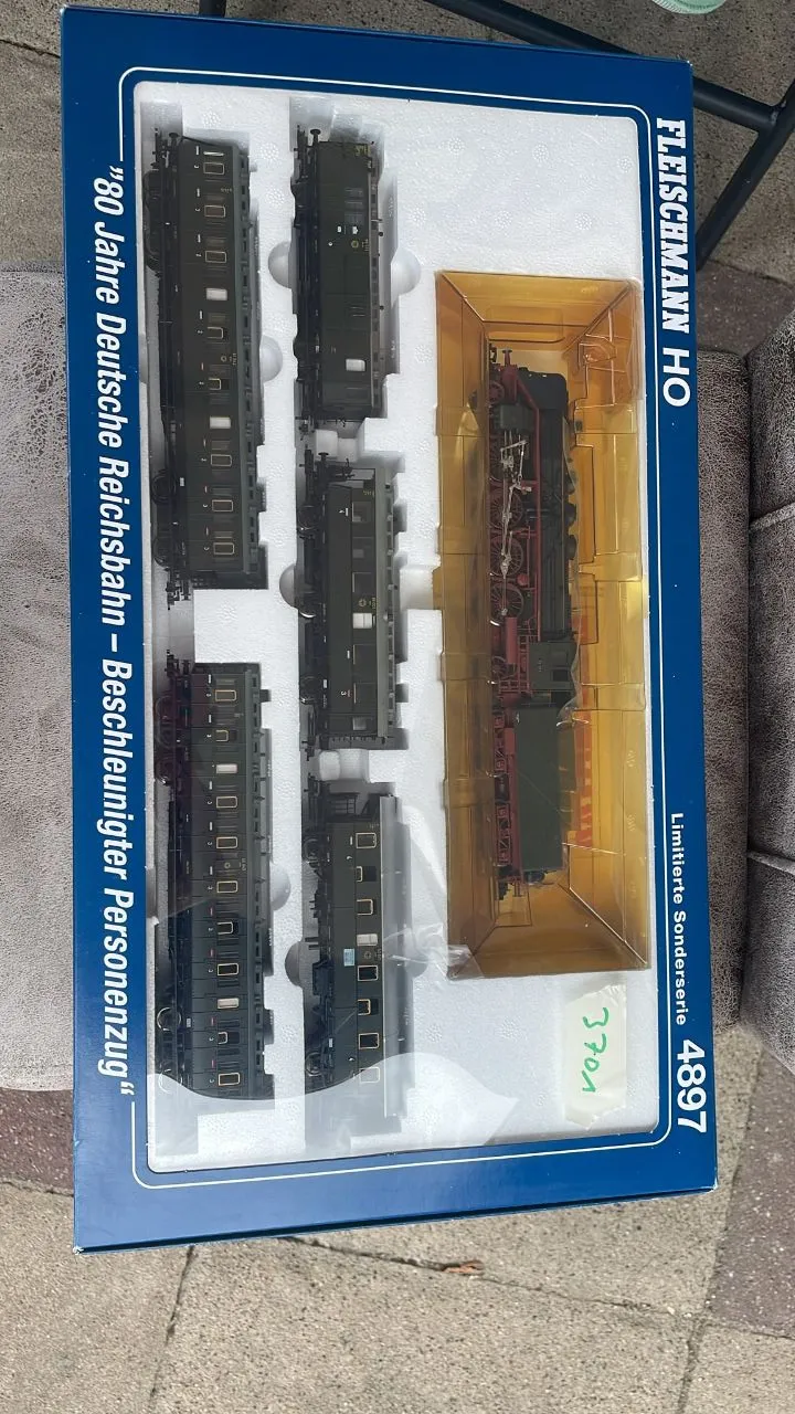 Locomotive à vapeur (Fleischmann)