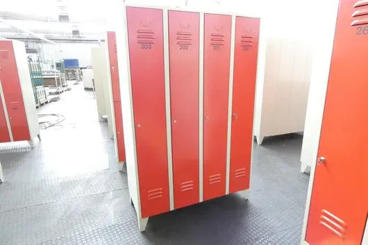 Armoire vestiaire