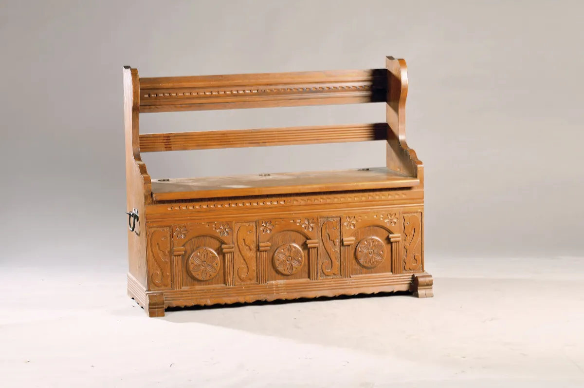 Banc, allemand, années 1930, façade avec sculptures plates, assise rabattable, env.