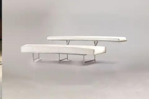 Canapé courbé dans le style Monte Carlo, design Eileen Gray, exécution inconnue