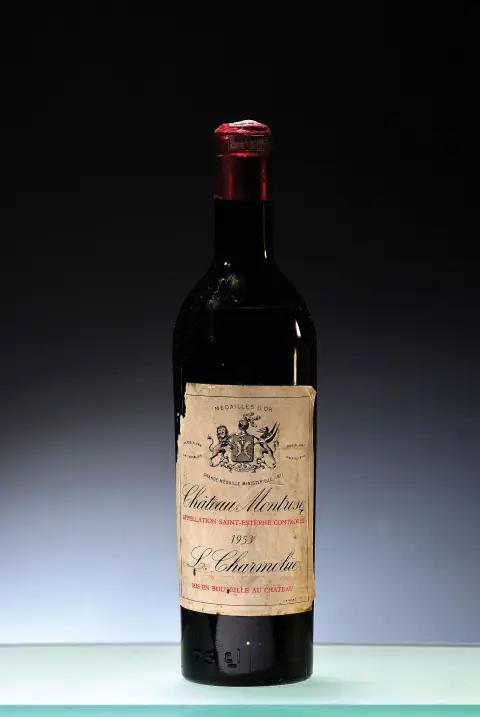 1 bouteille 1953 Chateau Montrose, Saint-Estephe, Jean-Louis Charmolue, env. 75cl, lower