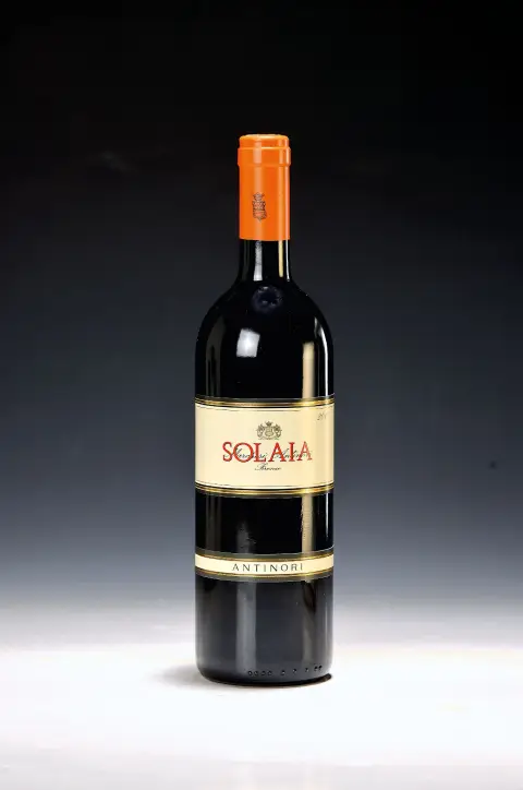 1 caisse/6 bouteilles 2010 Marchesi Antinori Solaia Toscana IGT, Toscane, Italie, env. 75cl chacune