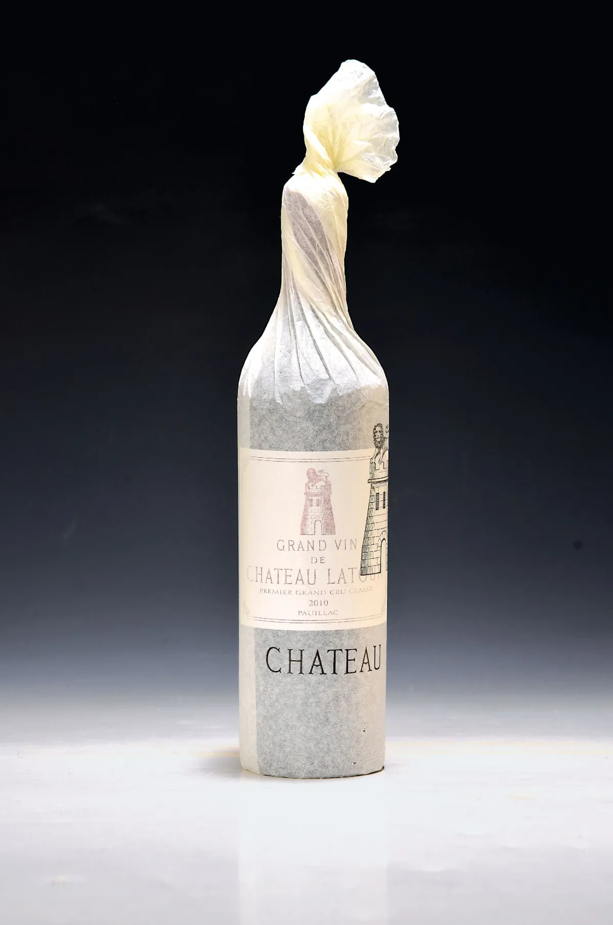 1 Flasche 2010 Grand Vin de Chateau Latour, Pauillac, ca. 75cl, 14%Vol., High fill, 100
