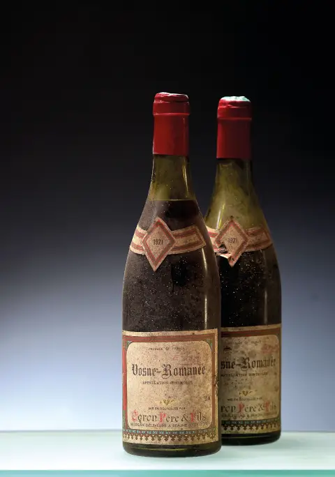 2 bouteilles 1971 Coron Pere & Fils Vosne -Romanee, Cote de Beaune, je env. 75cl,