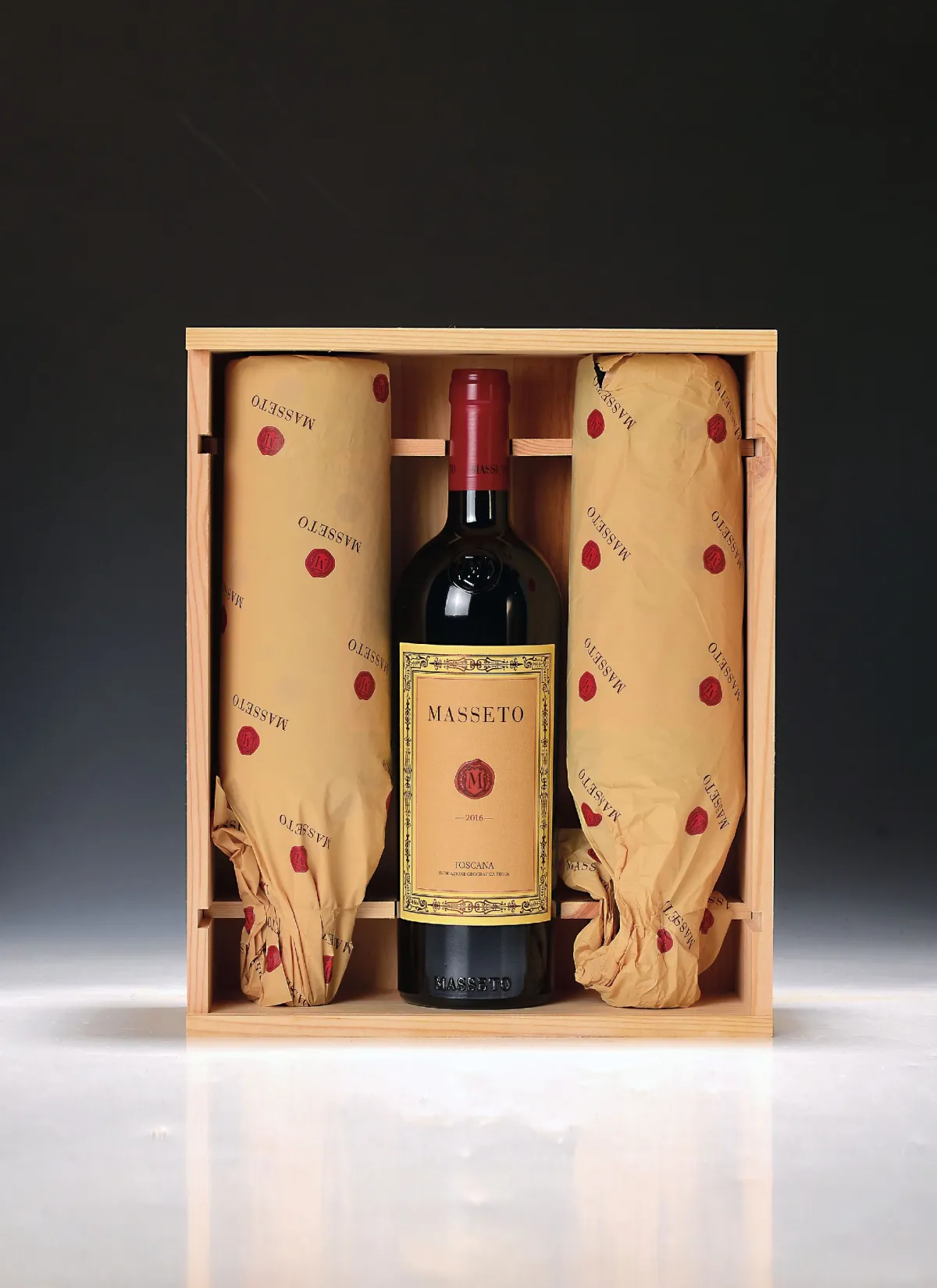 1 karton/3 láhve 2016 Masseto Toscana IGT, Toskánsko, Itálie, cca 75cl, 15% obj., min.