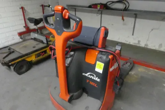Transpalette LINDE T16 L, avec chargeur