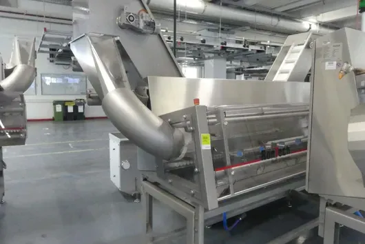 RON TECH Space Feeder SF-21 s dopravním pásem