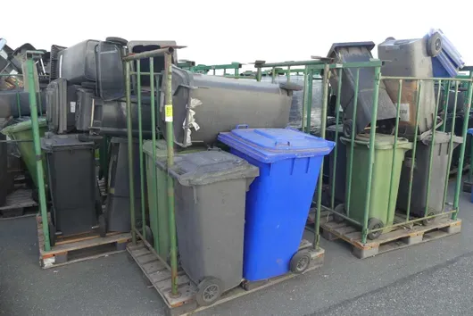 Partij afvalcontainers, 8x Lagerrunge