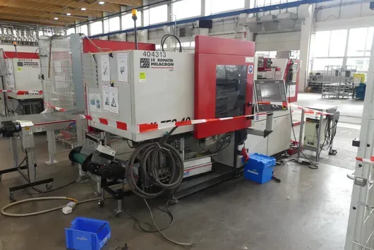 Wtryskarka FERROMATIK MILACRON K-TEC 40