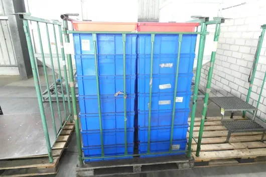 Konvolut Lagerboxen, ohne Lagerrunge