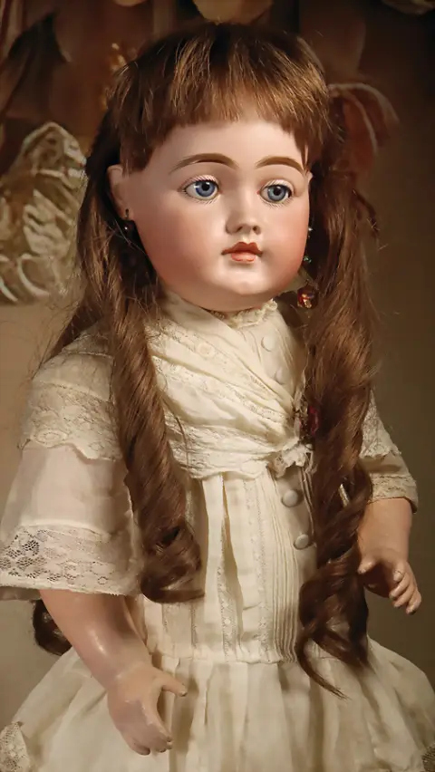 Poupée exceptionnelle tête porcelaine biscuit
