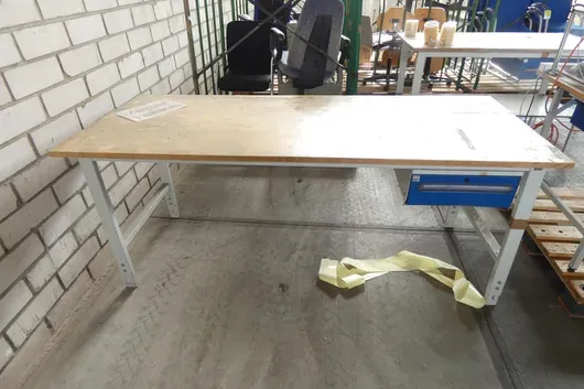 RAU workbench, without contents