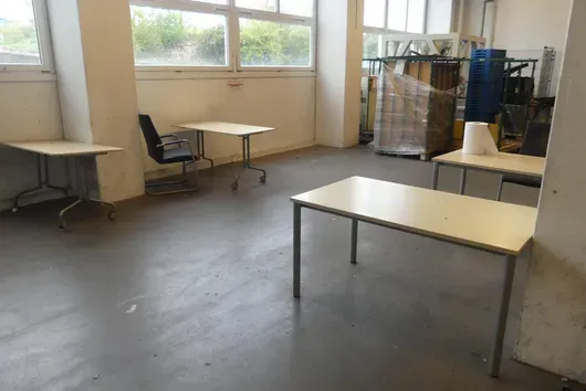 4x tables de travail, modèles différents