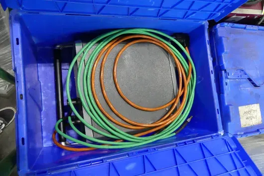 3x Ewikon hot runner device with box, without bearing
