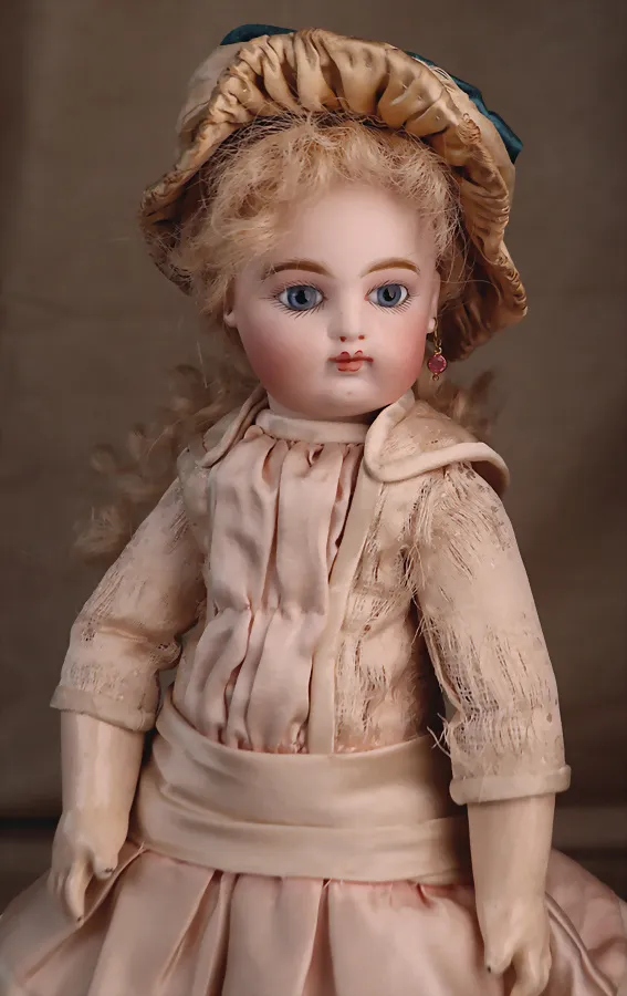 RABERY DELPHIEU – bébé français taille vitrine