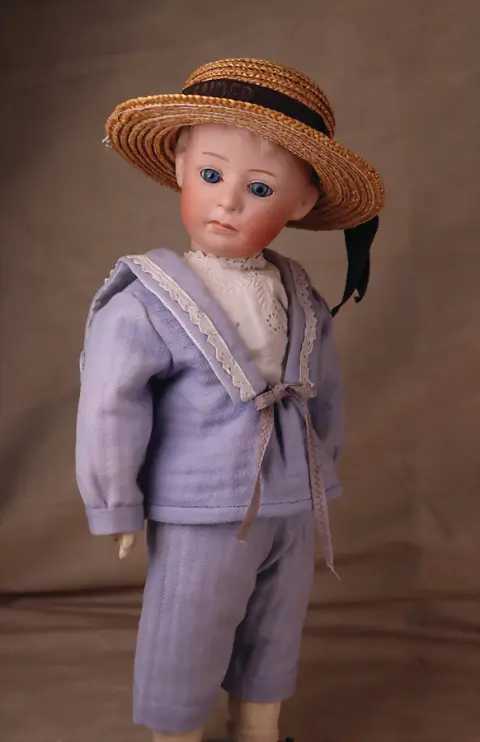HEUBACH – tête à mécanisme en porcelaine biscuit