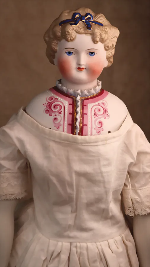 Tête de plastron Parian très exceptionnelle
