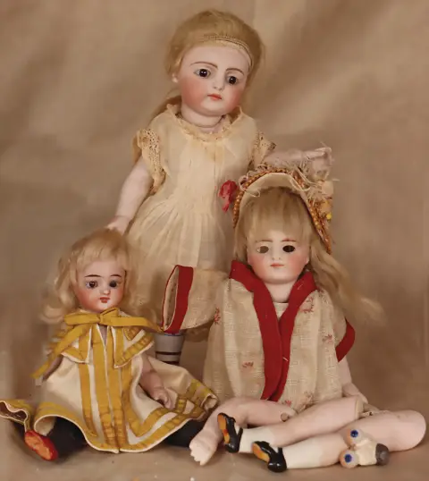 2 petites Mignonettes françaises