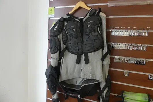 TSG Backbone Trailfox Protektorenjacke