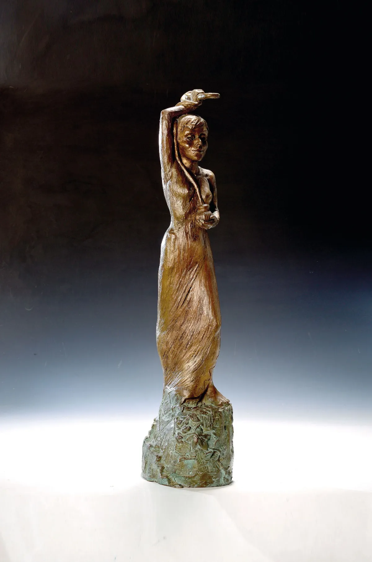 Waltraud Suckow, 1924-2009, Bronzeskulptur, Metamorphose Eva, "Positive Pandora", Unikat