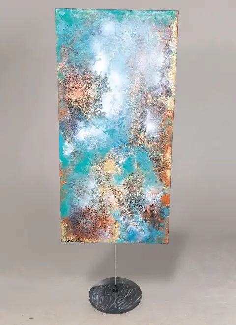 Marion Keller, née en 1993 à Eschwege, stèle "Memoires", acrylique/toile, vernis anti-UV, signée