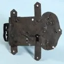 Serrure de coffre – fer forgé (patiné), L= 23 cm, XVIIe s., avec clé, endommagée